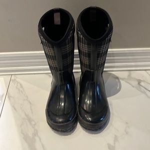 BOGS size 4 EURO 37
